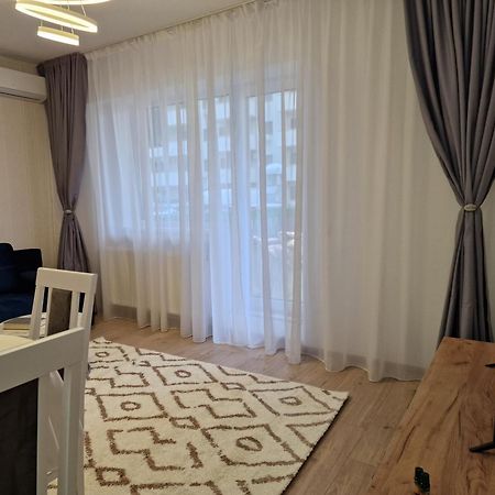 Studio&Garden! Roşu 외부 사진
