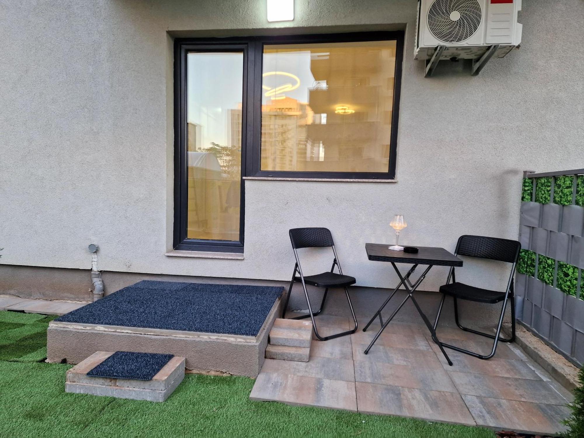 Studio&Garden! Roşu 외부 사진